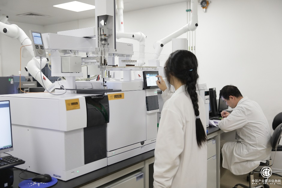  思摩尔科技建立行业首个E&L实验室，打造雾化行业的安全性标准新高度