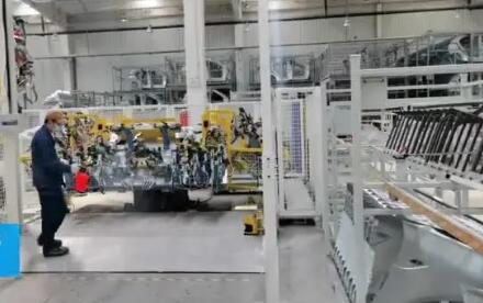 复工 保供 上汽集团按下复产复工“启动键”