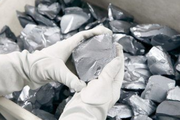 供应紧张价格上涨 硅料龙头一季度业绩亮眼