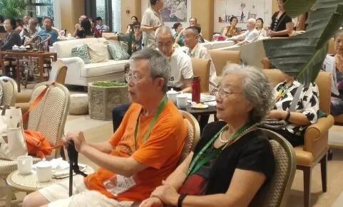 中国人民银行有关负责人就开展普惠养老专项再贷款试点答记者问