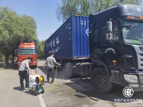 河南许昌：打“战疫”硬仗  保市场需求