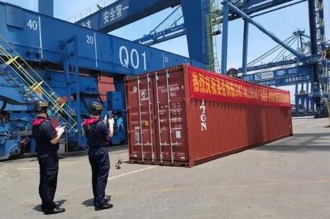 东莞港开通首条远洋集装箱班轮航线