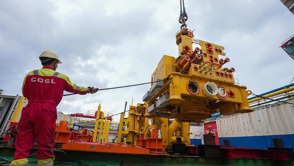 我国水下油气生产系统首次开启国产化应用