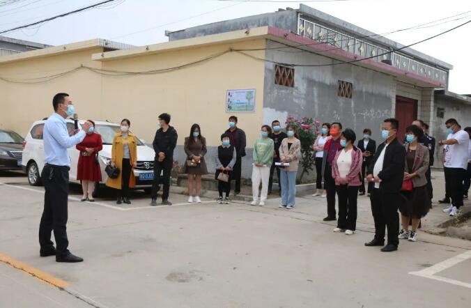 村企共建聚合力 观摩座谈促成效 山东省临沂市沂南县砖埠镇非公经济人士助力乡村振兴