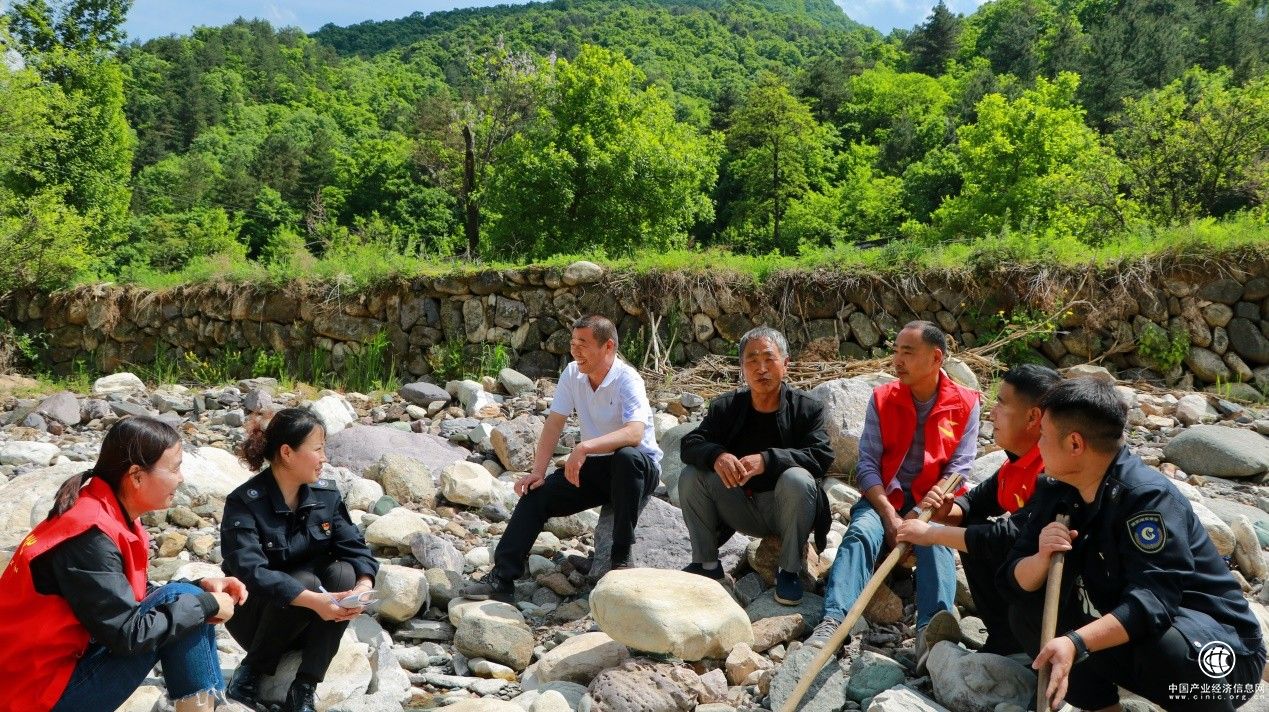  一句承诺、一份光明——渭南烟草扶贫帮困纪实