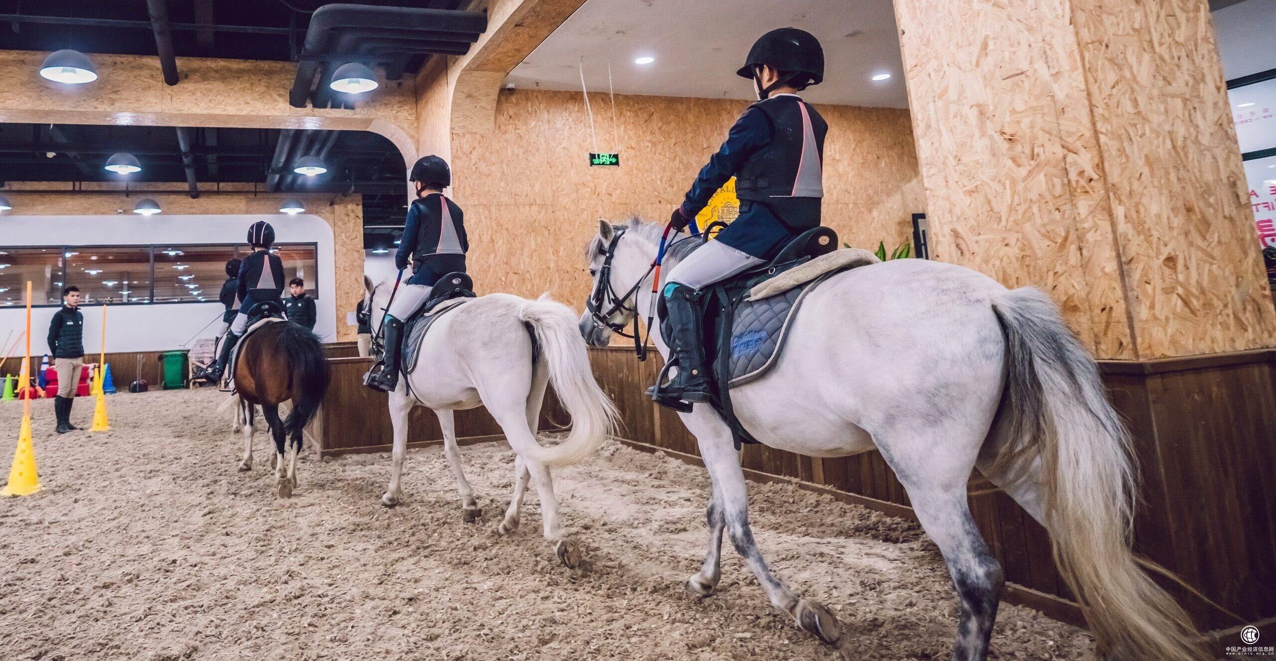  狄邦肯思：真正的教育不能只局限于课堂