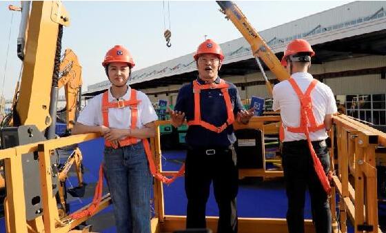 全力克服疫情等不利因素 徐工产品出口领跑同行业