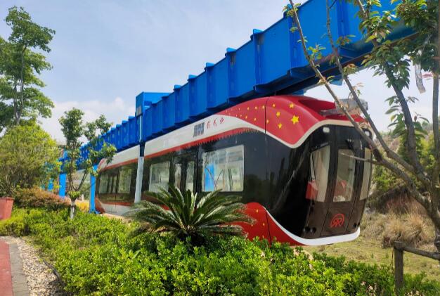 国内首条永磁磁悬浮空轨开始调试