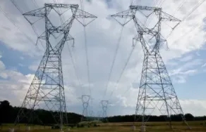 我国首条超高压输电线路迎来投运50周年