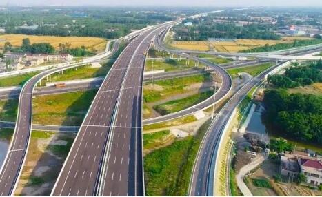 今年前五月江苏交通运输业投资同比增长15%