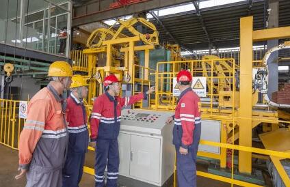 华刚矿业：人人争当现场安全管理“吹哨人”