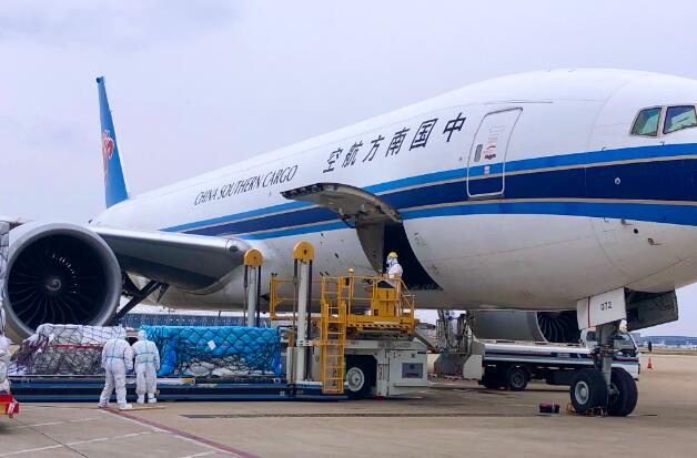 南航开通首条重庆-迪拜“客改货”航线