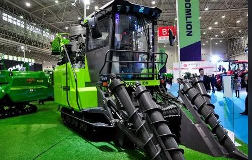 中联重科甘蔗收获机达到国际先进