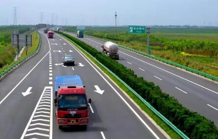 我国高速公路网络已连接全国约95%人口