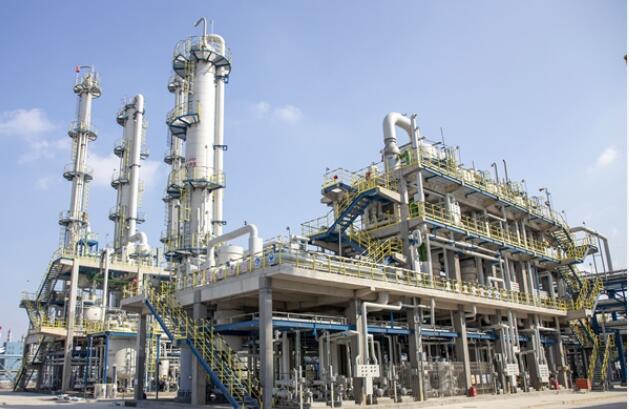 我国首台套丁二烯法己二腈工业化生产项目成功投产