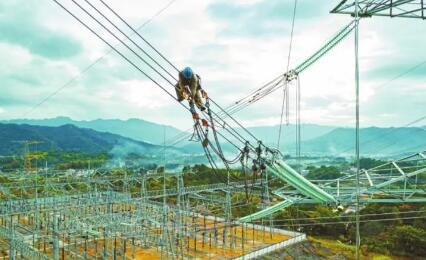 闽粤联网工程实现全线贯通 将缓解广东季节性供电紧张状况