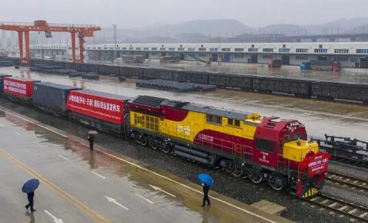 中老铁路开通以来进出口货物已突破百万吨