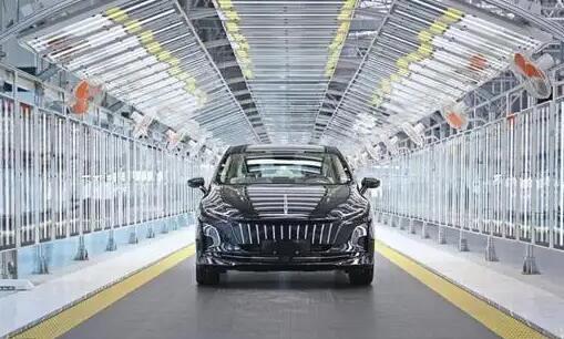 一汽用数字和绿色技术制造红旗轿车