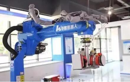 华数机器人应用中心项目成功获批