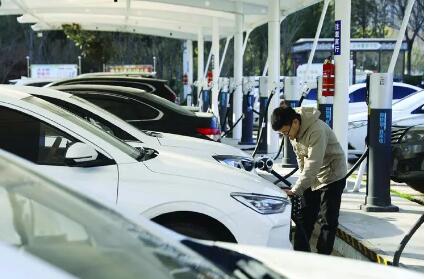 8月新能源汽车产销和汽车出口同比均创历史新高