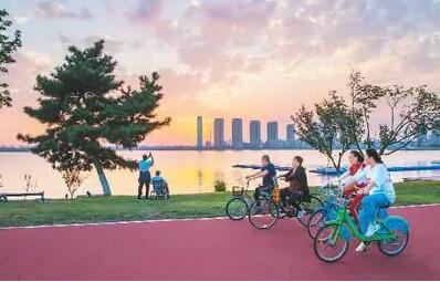 运动热带火城市游 掀起一波消费热潮