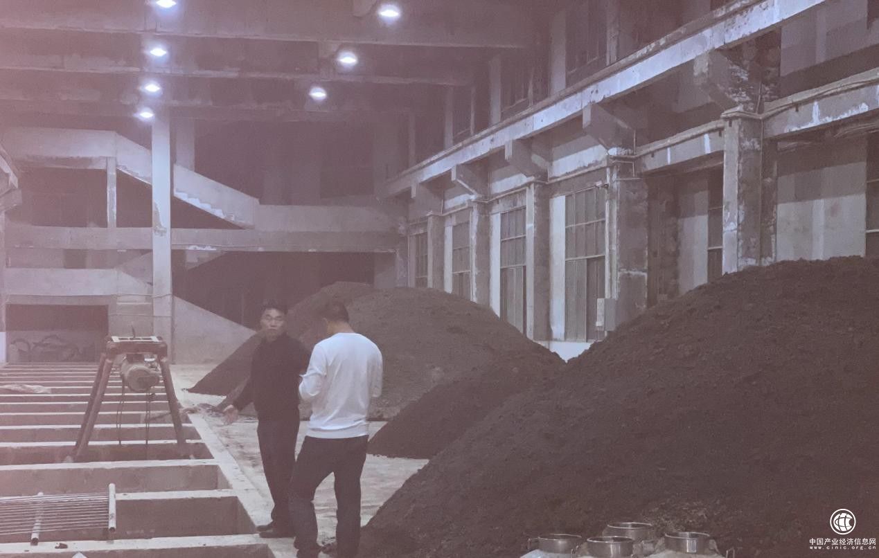 看长红酒业品质酿造30年，茅台镇老酒厂匠心依旧