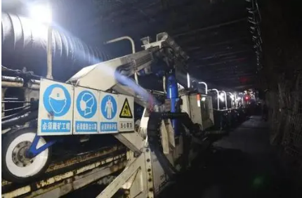 “掘速之极” “煤海蛟龙”掘出能源保障线