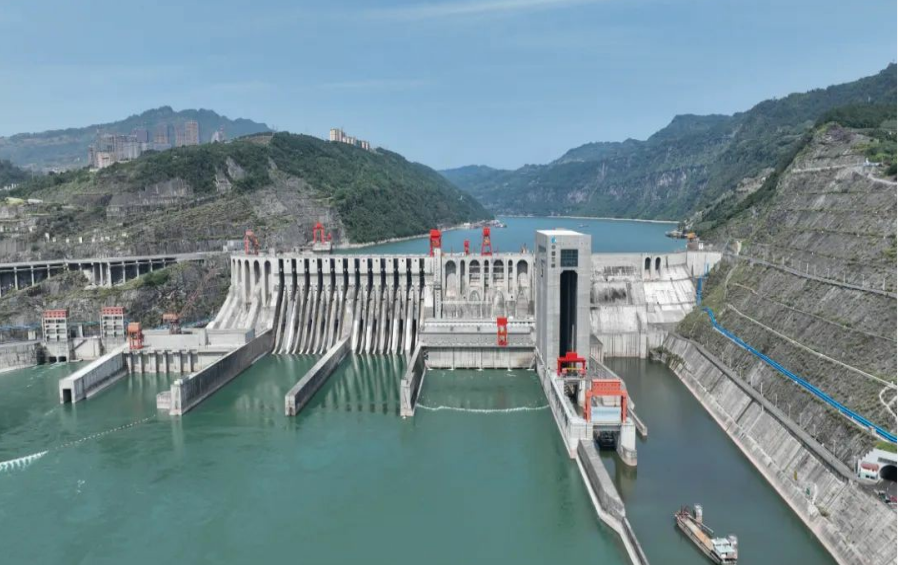 中国三峡集团：建设世界最大清洁能源走廊 实现“水电引领”