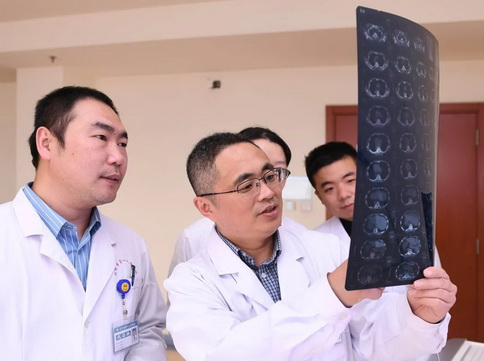 10岁男童遭遇严重车祸！历经10次手术 山东省济宁市第一人民医院成功救治