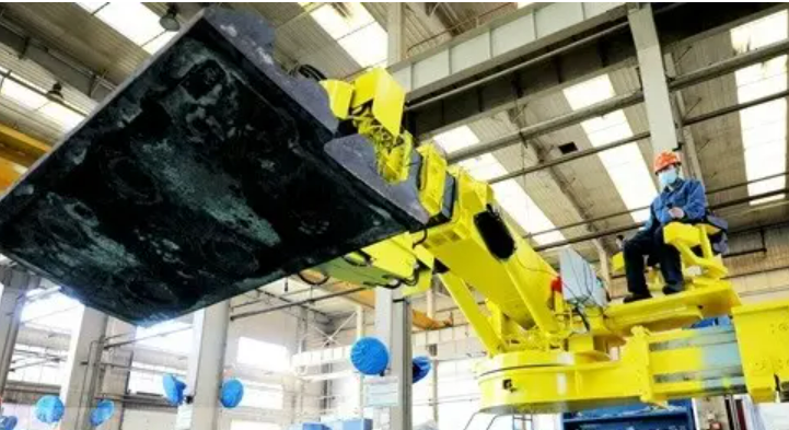 矿用七轴重载液压机械臂试车下线 打破国外技术垄断