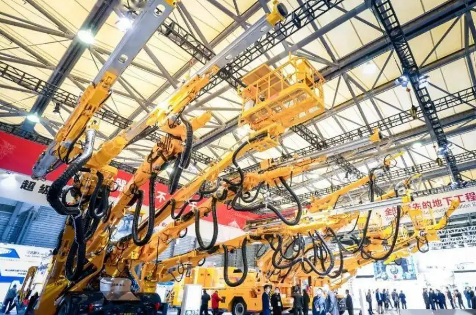 铁建重工地下工程装备亮相德国宝马展