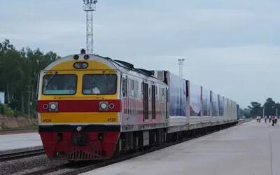 中老铁路开通运营一年累计发送旅客850万人次 货物1120万吨