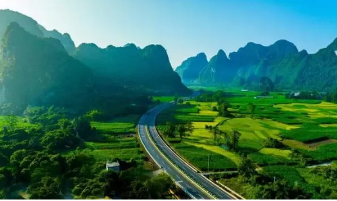 广西出台方案 推进边关国家旅游风景道建设