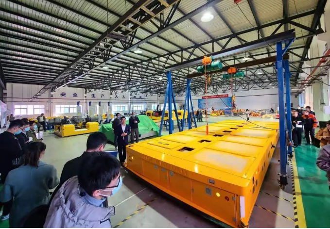 中国重载自动引导运输车跑出“隐形冠军”