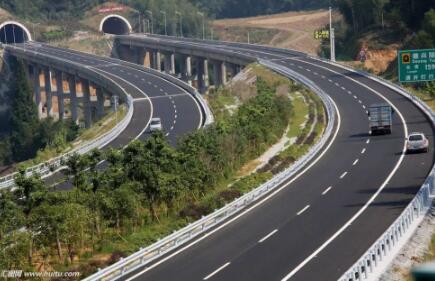 粤高速总里程达11211公里 2022年广东铁公水建设投资将突破3000亿元
