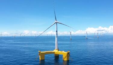 “双头机”“垂直轴”争奇斗艳 浮式海上风机不断涌现新样式