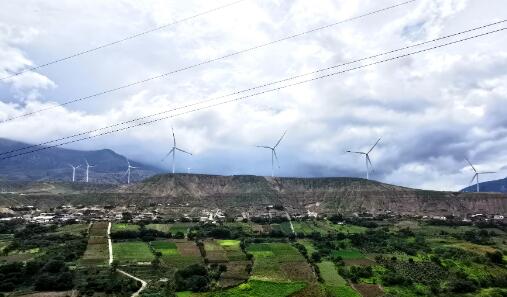 中企承建的厄瓜多尔芦苇桥风电项目机组全部并网