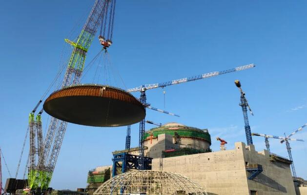 华龙一号漳州核电1号机组外穹顶吊装成功