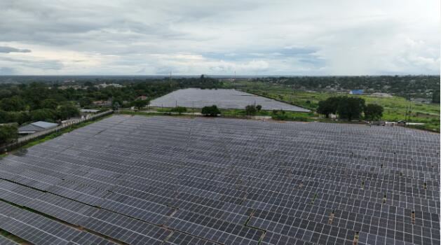 中企承建的光伏电站扩建项目在赞比亚并网发电