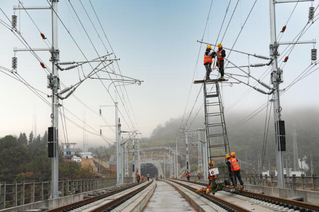 中国中铁多个重点工程加速推进