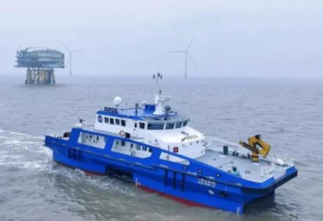 国内首艘双模式高速风电运维船出海