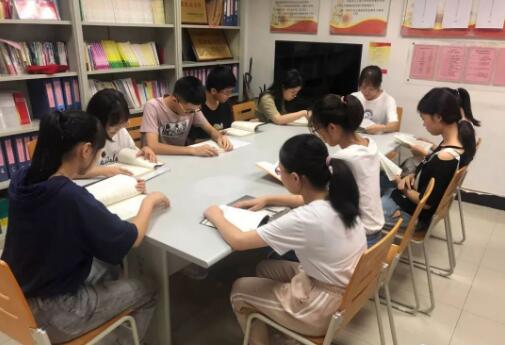 我国将深入开展青少年学生读书行动