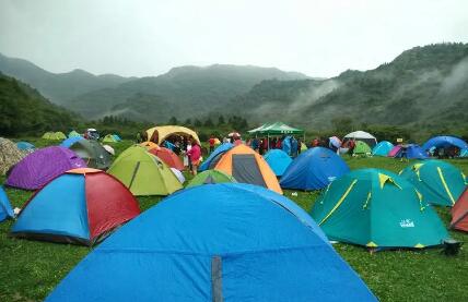 “露营+”激发户外运动新场景 丰富露营衍生消费