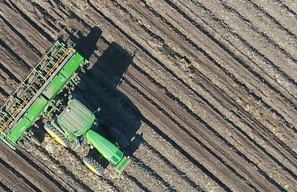 新农田 新技术 新业态——感受黑土地上的“春耕三变”