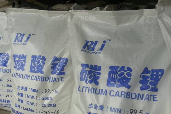 电池级碳酸锂价格九连涨 行业是否彻底回暖存争议