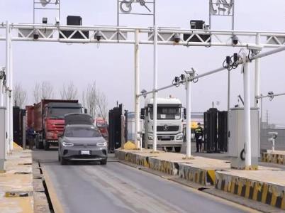 借助“一带一路”推动口岸畅通 新疆外贸实现“开门红”