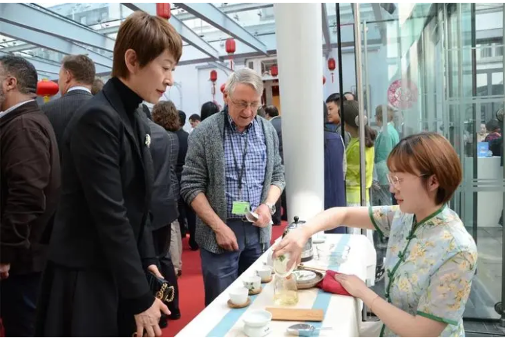 “茶和天下”·雅集活动在42国举办