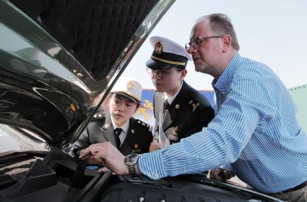 进口机动车辆“两证合一”试点在上海海关启动