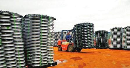 今年上半年云南曲靖制造业招商成效明显 引进亿元以上工业类项目57个