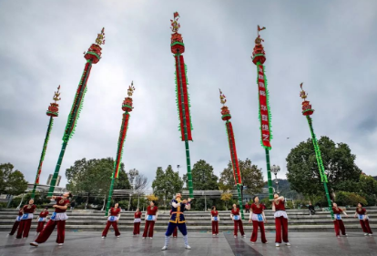 老中青三代扛起“华夏绝艺”  福建建瓯挑幡传承三百余年